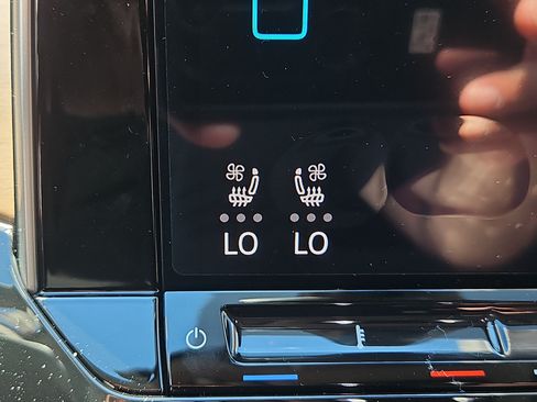 New 2026 Volkswagen Atlas SE AWD/4WD image 10