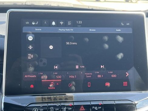 New 2026 Jeep Compass Limited image 12