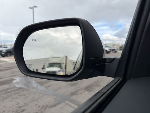 New 2026 Chevrolet Traverse Z71 w/ Enhanced Driving Package image 4