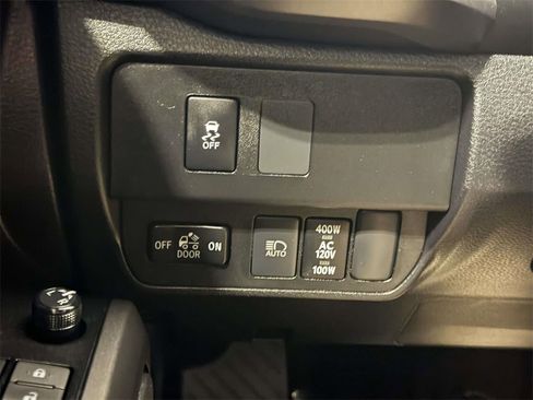 Used 2023 Toyota Tacoma TRD Sport image 23