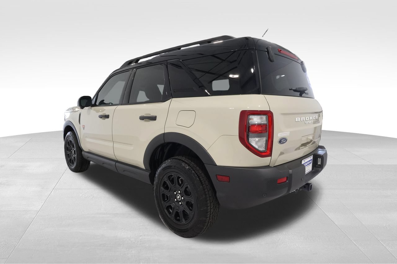 Used 2025 Ford Bronco Sport Badlands w/ Badlands Tech Package AWD/4WD image 2
