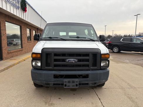 Used 2013 Ford E-350 and Econoline 350 XL image 8