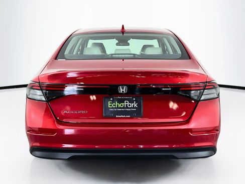 Used 2025 Honda Accord LX image 7