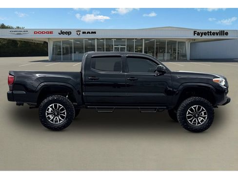 Used 2021 Toyota Tacoma SR AWD/4WD image 2