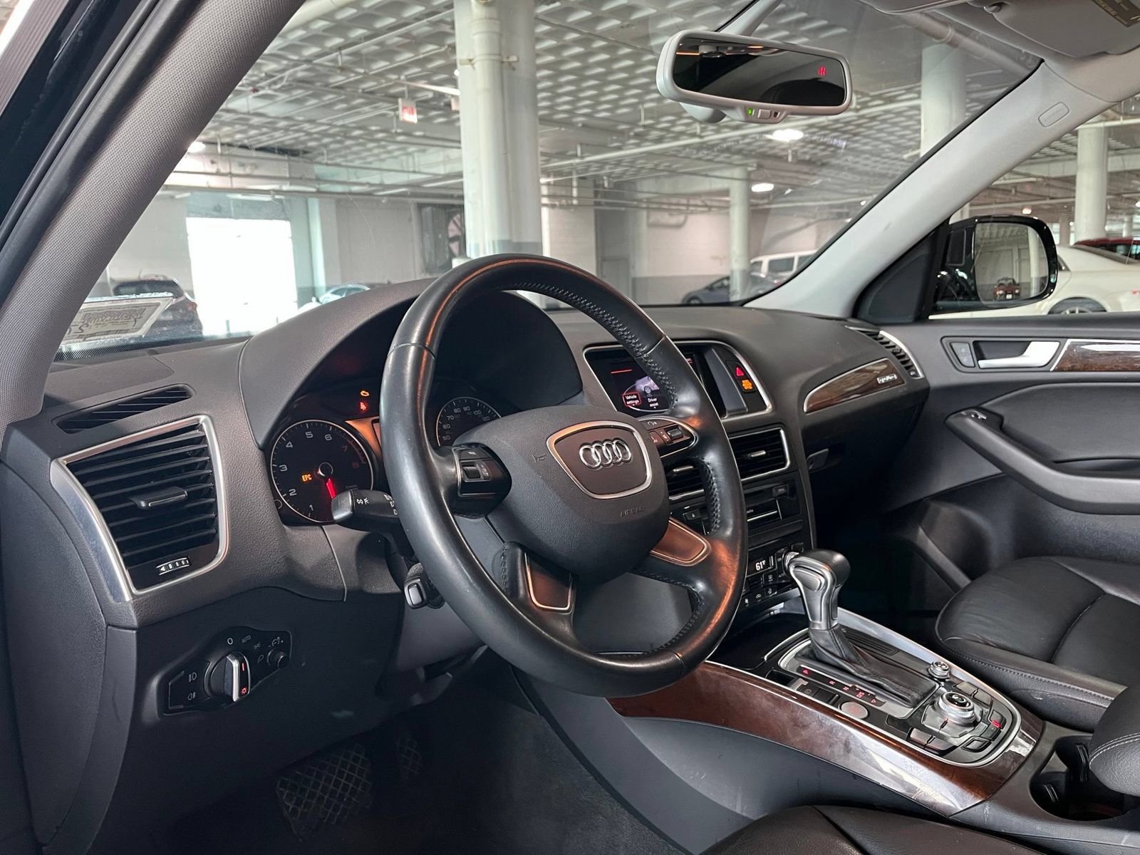 Used 2015 Audi Q5 2.0T Premium Plus w/ Technology Package AWD/4WD image 17