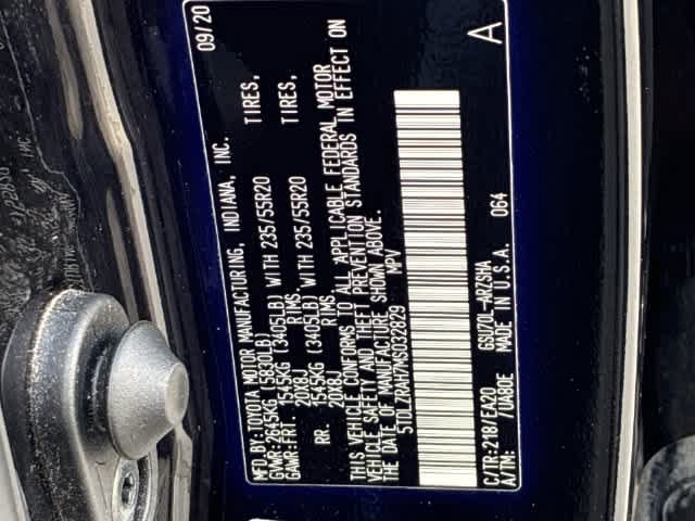 Used 2021 Toyota Highlander XSE FWD image 39