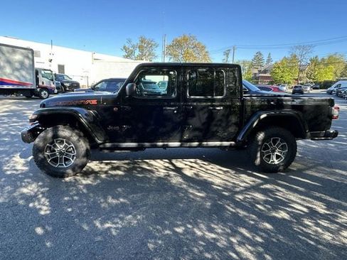New 2026 Jeep Gladiator Mojave AWD/4WD image 5