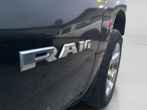 Used 2020 RAM 1500 Big Horn image 10