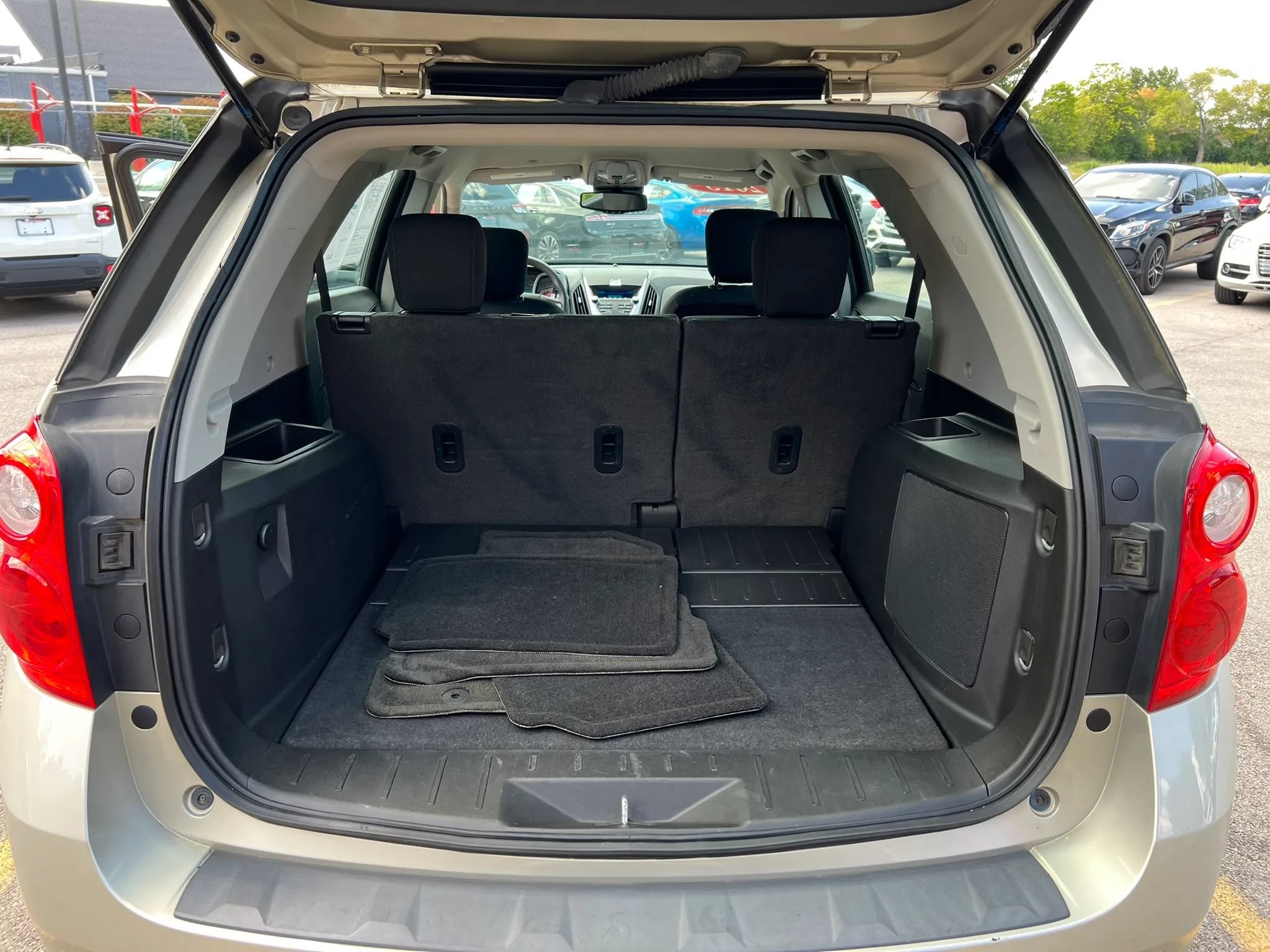 Used 2015 Chevrolet Equinox LS FWD image 30