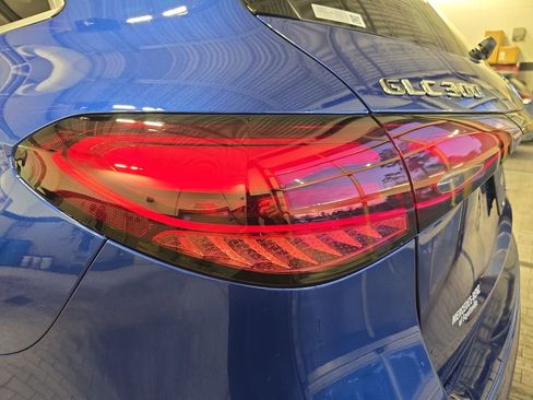 New 2026 Mercedes-Benz GLC 300 image 35