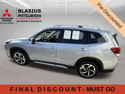 Used 2023 Subaru Forester Touring AWD/4WD image 17