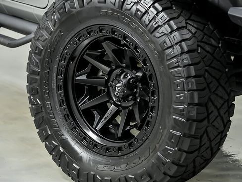 Used 2023 Jeep Wrangler Unlimited Rubicon 392 w/ Trailer Tow Package AWD/4WD image 4