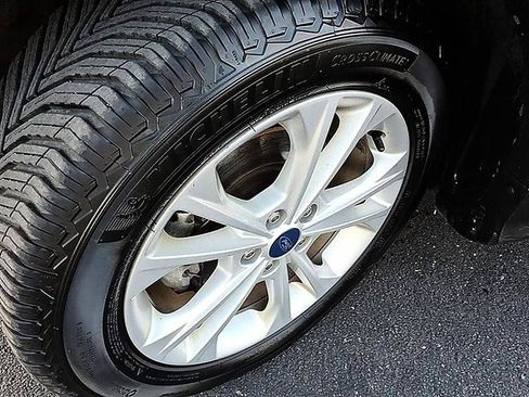 Used 2018 Ford Escape SE FWD image 10