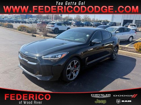 Used 2018 Kia Stinger GT2 image 1