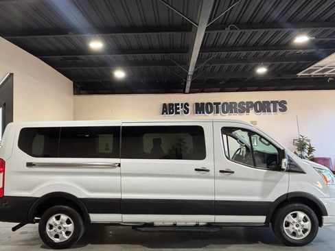 Used 2020 Ford Transit 350 XLT RWD image 4