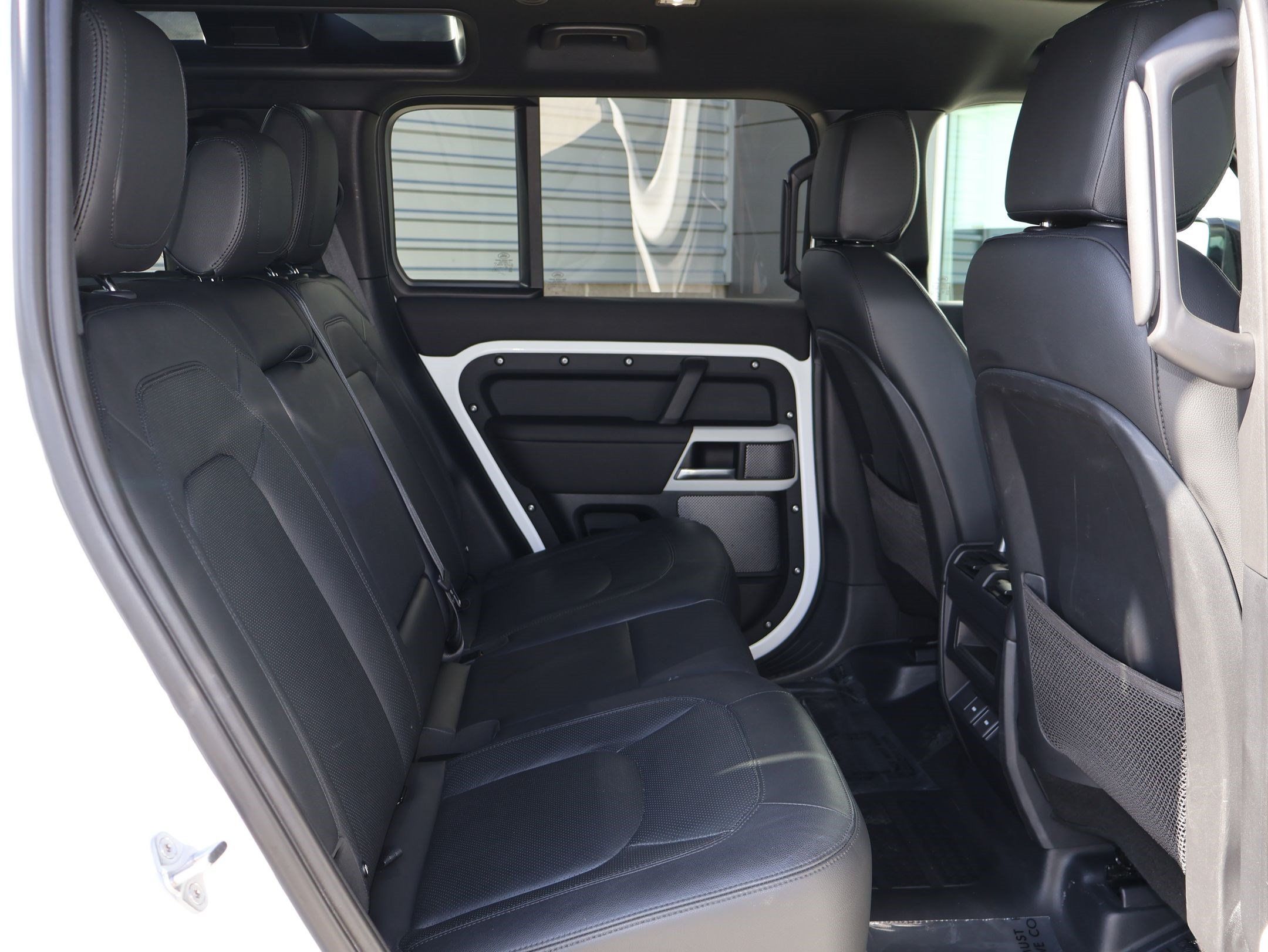 Used 2024 Land Rover Defender 110 S AWD/4WD image 32