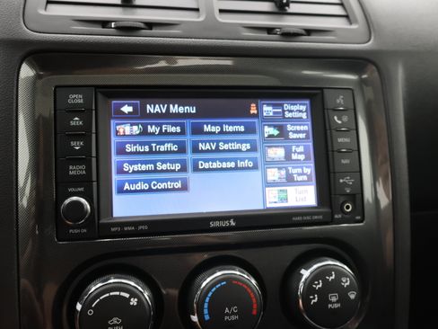 Used 2010 Dodge Challenger R/T RWD image 36