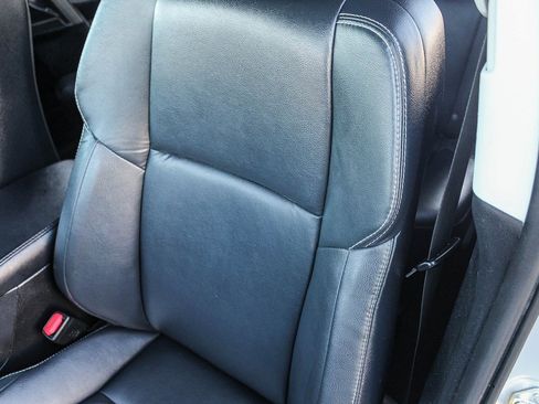 Used 2014 Toyota RAV4 Limited image 25