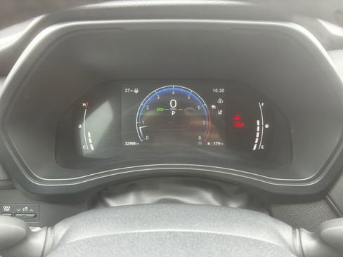 Used 2024 Toyota Grand Highlander XLE image 24