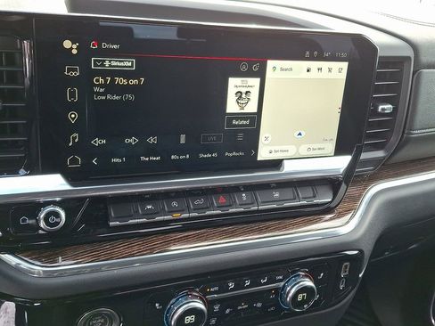 Used 2022 GMC Sierra 1500 Elevation image 4