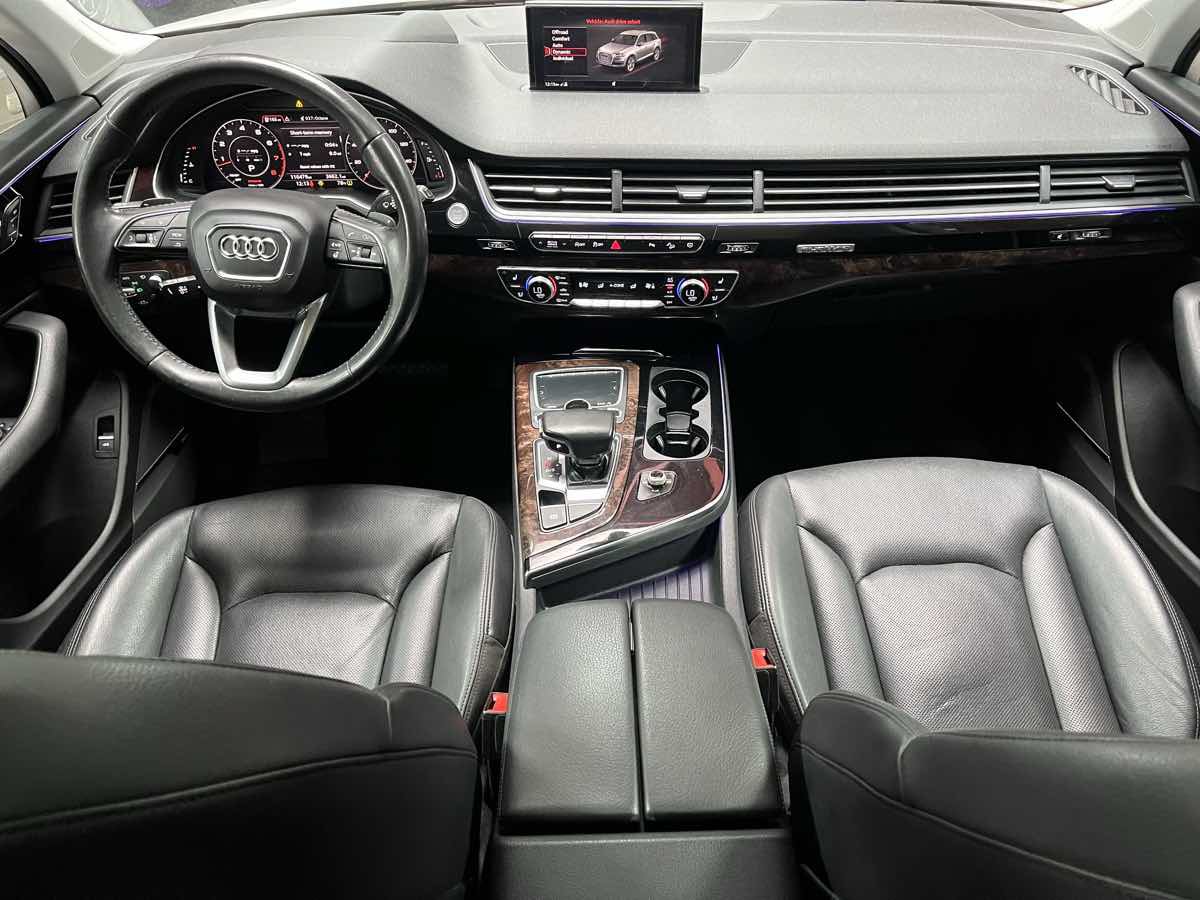 Used 2018 Audi Q7 3.0T Prestige w/ Prestige Package AWD/4WD image 9