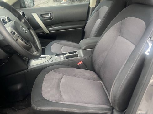 Used 2013 Nissan Rogue SV FWD image 15