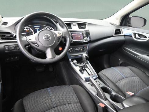 Used 2016 Nissan Sentra SR FWD image 35