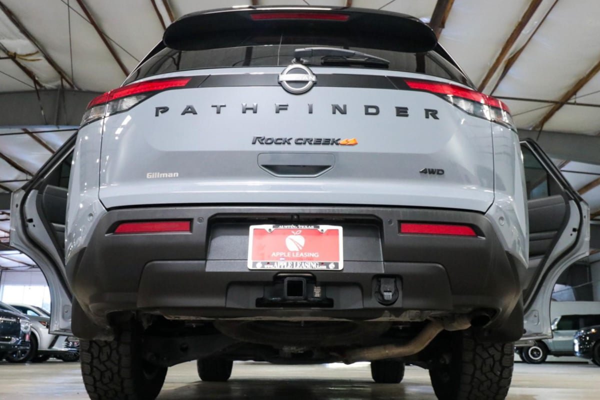 Used 2023 Nissan Pathfinder Rock Creek AWD/4WD image 34