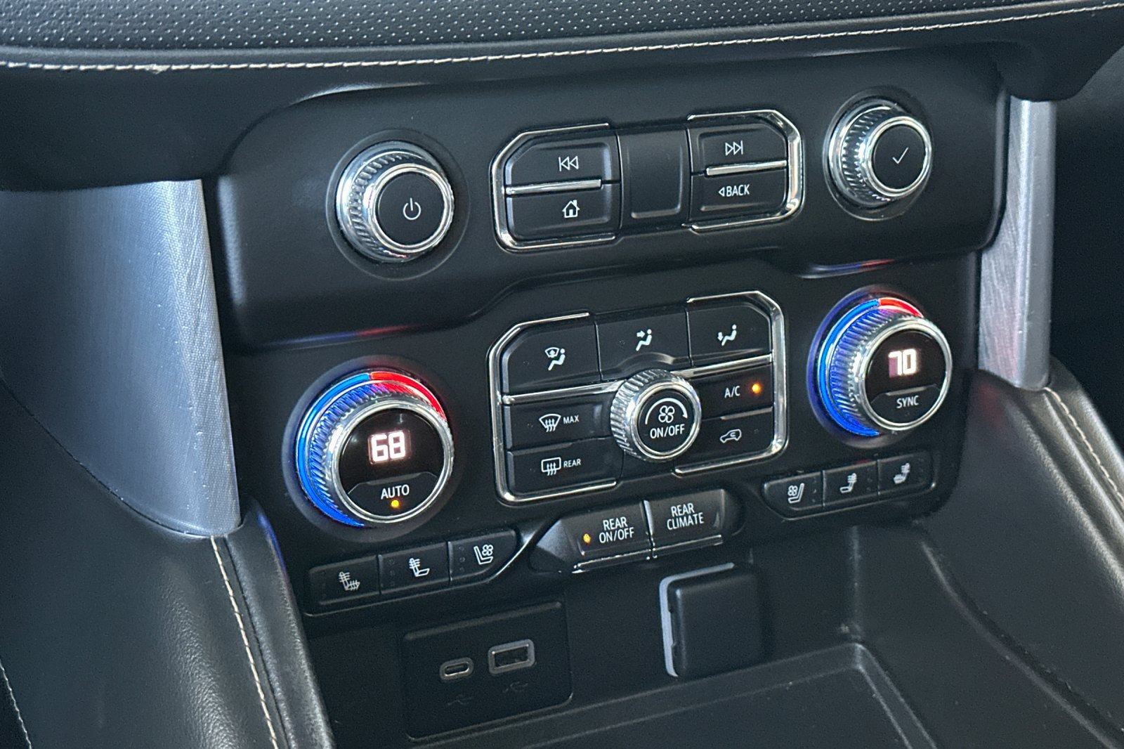 Certified 2023 GMC Yukon XL SLT RWD image 30