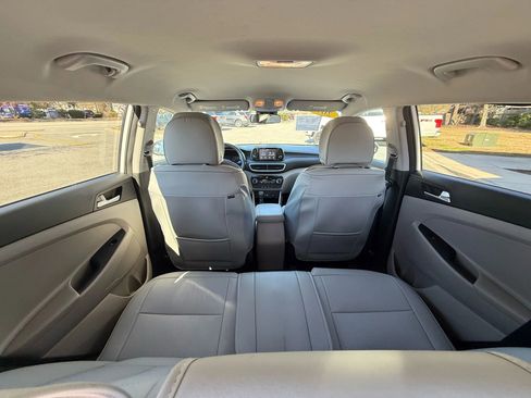 Used 2019 Hyundai Tucson SE image 10
