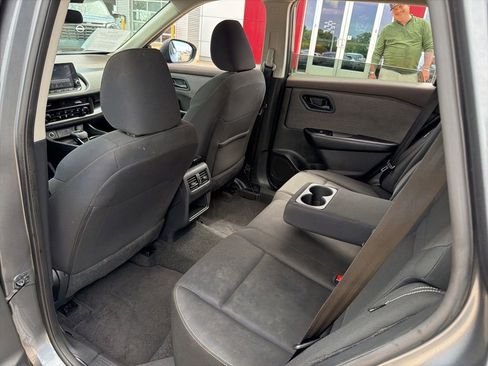 Used 2023 Nissan Rogue S FWD image 15