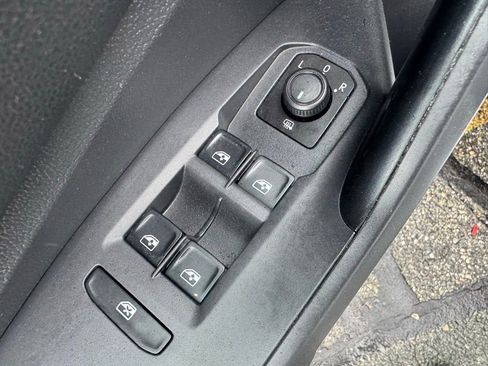 Used 2019 Volkswagen Jetta S w/ Driver Assistance Package image 19