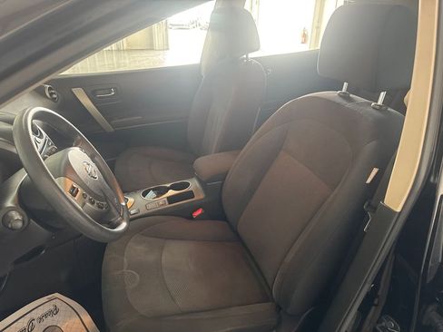 Used 2014 Nissan Rogue S w/ Convenience Package image 9