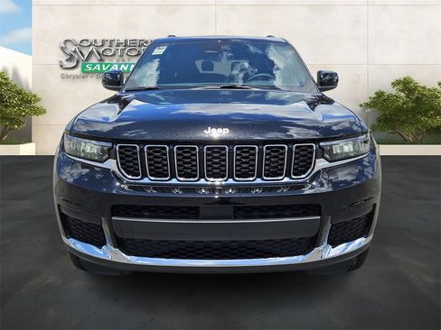 New 2025 Jeep Grand Cherokee L Laredo w/ Luxury Tech Group I RWD image 8