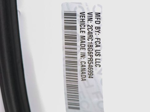 Used 2023 Chrysler Pacifica Touring-L FWD image 35