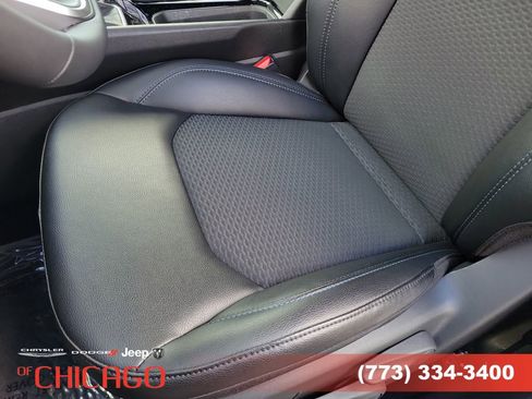 New 2026 Jeep Compass Latitude image 16