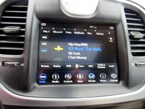 Used 2019 Chrysler 300 Touring L w/ Quick Order Package 22F image 31