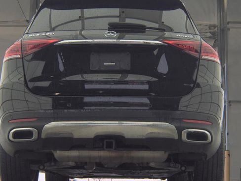 Used 2022 Mercedes-Benz GLE 350 4MATIC w/ Premium Package image 8