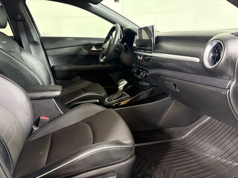 Used 2023 Kia Forte GT-Line image 14