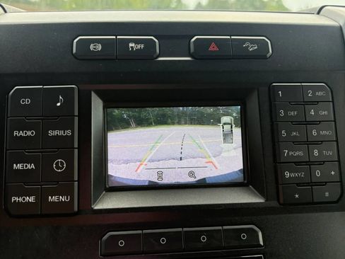 Used 2018 Ford F250 XLT w/ XLT Value Package AWD/4WD image 15
