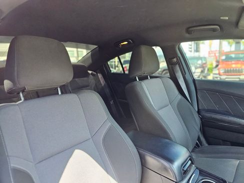 Used 2022 Dodge Charger SXT w/ Blacktop Package image 26