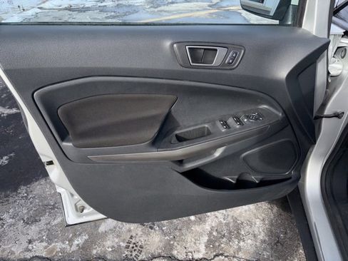 Used 2020 Ford EcoSport SE image 23
