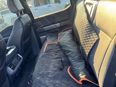 Used 2024 Ford F150 Lightning Lariat image 16