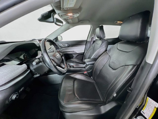 Used 2022 Jeep Compass Latitude AWD/4WD image 10