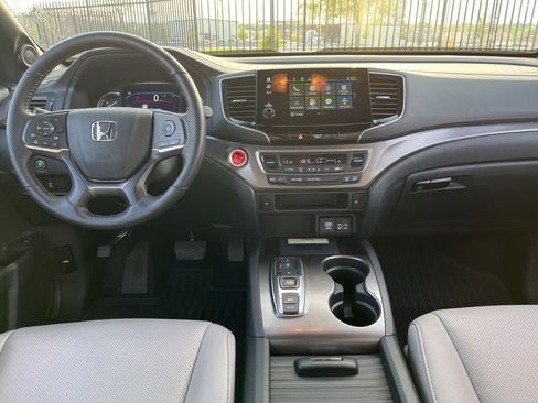 Certified 2023 Honda Passport EX-L image 16