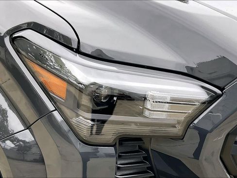 New 2026 Toyota Tacoma SR5 image 13