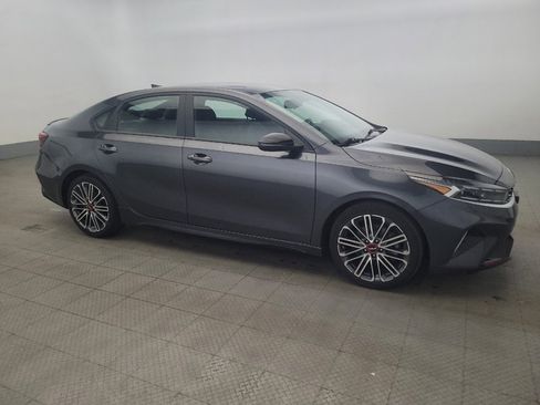 Used 2022 Kia Forte GT w/ GT Technology Package FWD image 11
