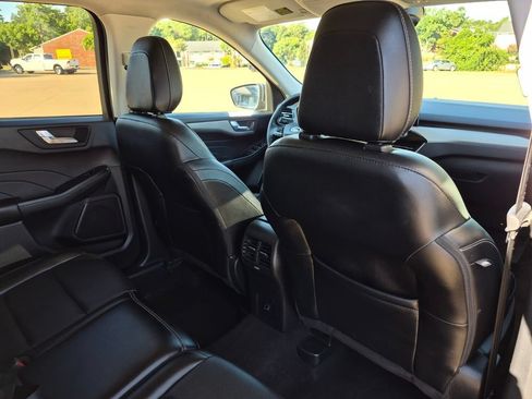 Used 2022 Ford Escape SEL FWD image 36