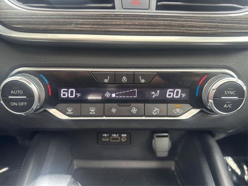 Used 2019 Nissan Altima 2.5 SL FWD image 22