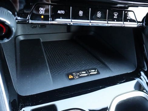 New 2026 Chevrolet Traverse Z71 w/ Enhanced Driving Package image 16